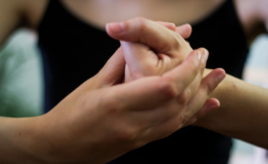 Jak skutecznie leczyć palec trzaskający